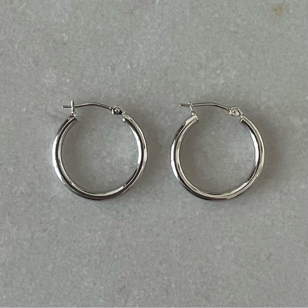 14k Solid White Gold Glossy Thin Hoop Earrings - Picture 2 of 13